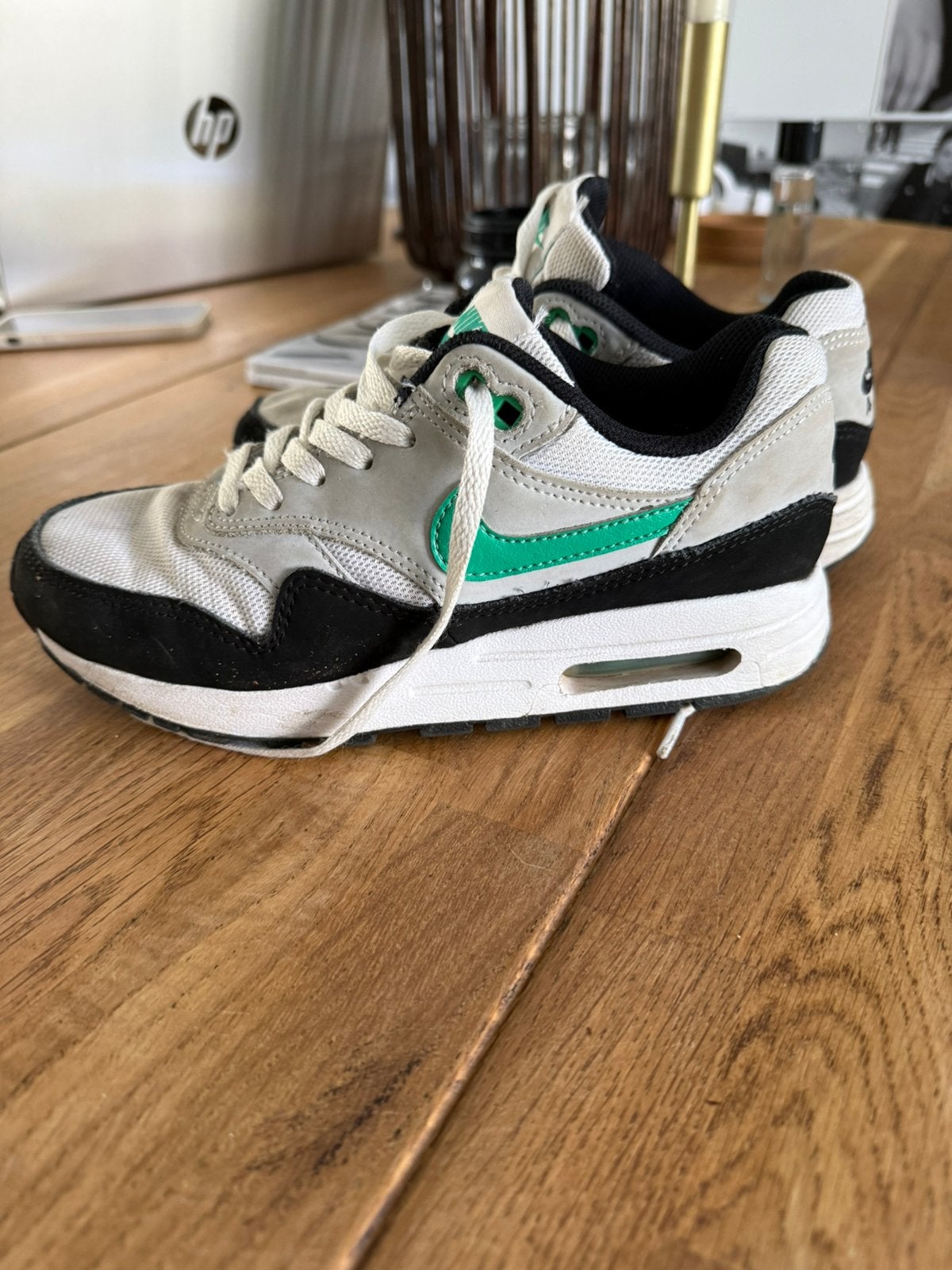 Nike air max 1 maat 36, Ophalen of Verzenden, Zo goed als nieuw, Schoenen