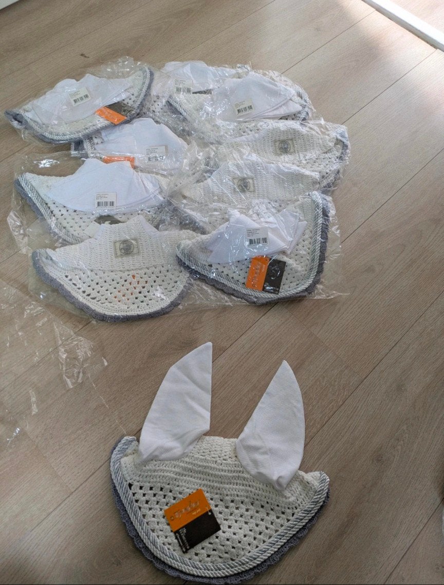 10 nieuw oornetjes, maat full
Allen nieuw in de verpakking, Oornetje, Wit, Nieuw, Ophalen of Verzenden