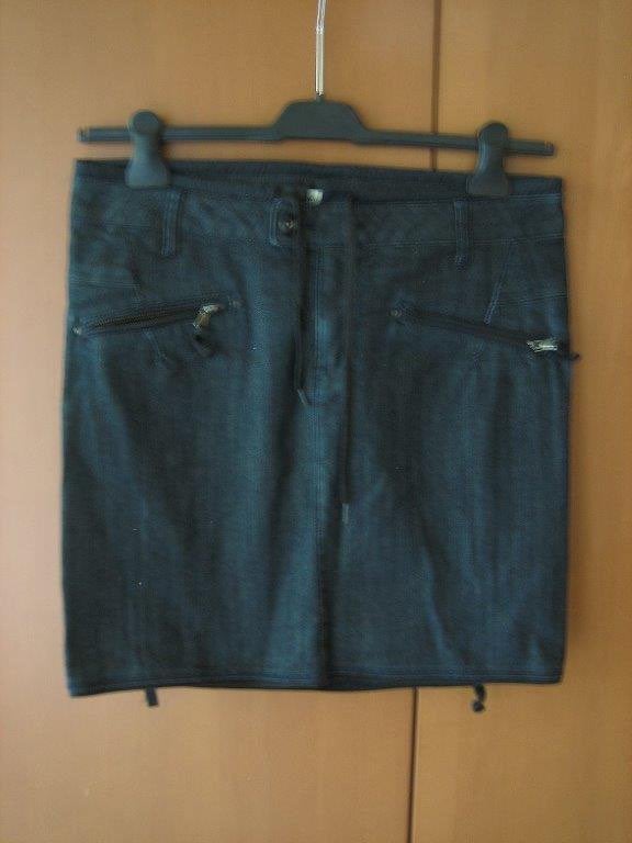 Stoer sportief donkerblauw jeansrokje MANGO 42 snazzeys, Kleding | Dames, Rokken, Mango, Blauw, Maat 42/44 (L), Nieuw