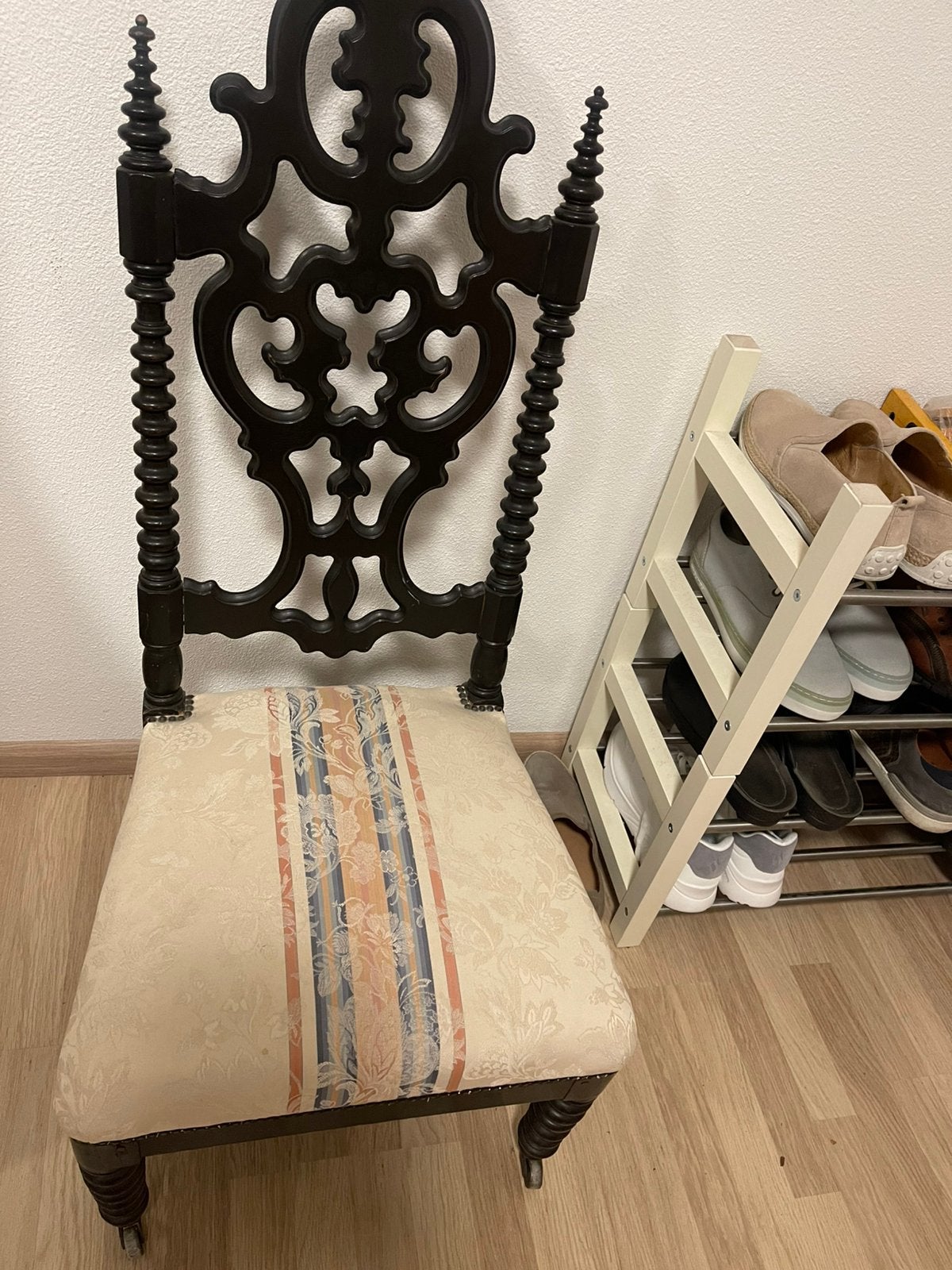 Antieke stoel, Antiek en Kunst, Antiek | Meubels | Stoelen en Banken, Ophalen of Verzenden