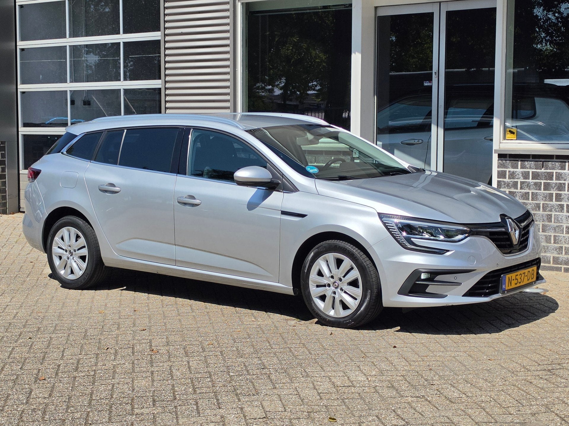 Foto 7 van Renault Mégane Estate 1.0 TCe Business Zen Camera Navi Carp