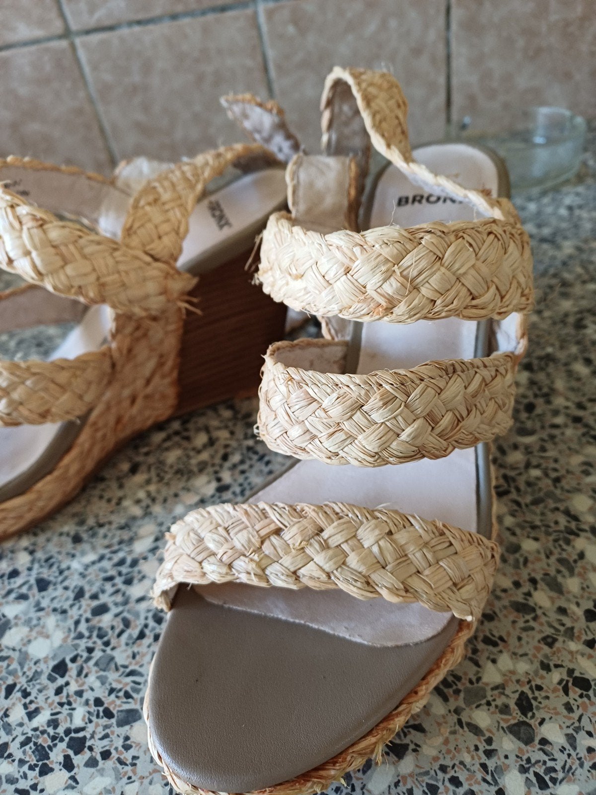 BRONX SANDALEN, Ophalen of Verzenden, Zo goed als nieuw, Sandalen of Muiltjes