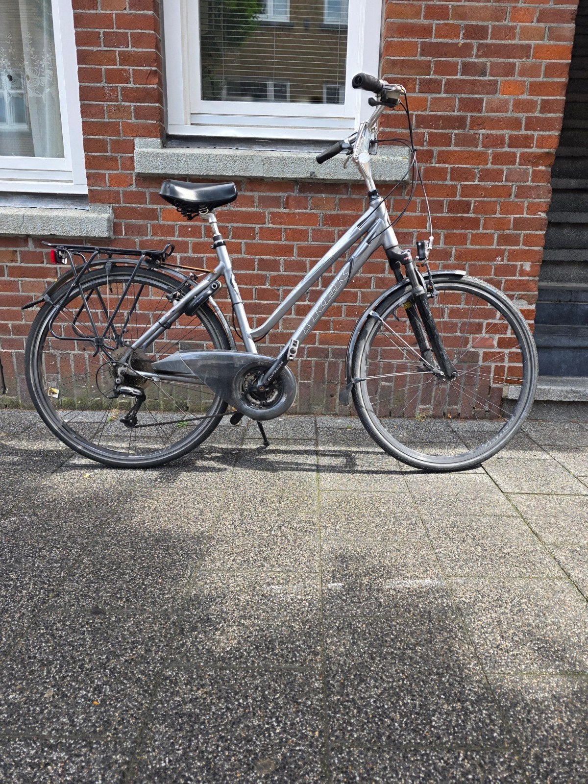 Trek t500 damesfiets 28 inch with 24 gears, 56 cm of meer, Ophalen, Zo goed als nieuw, Overige merken