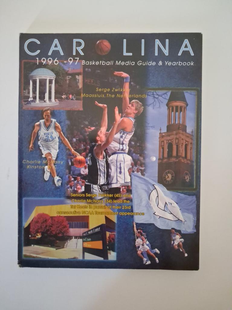 North Carolina 1996-97 Basketball Media Guide & Yearbook, Ophalen of Verzenden, Gelezen, Overige sporten