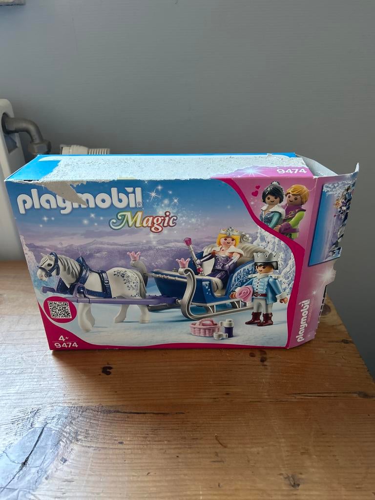 Playmobil Magic 9474 Winterkoets met Koningin, Ophalen of Verzenden, Zo goed als nieuw, Jongen of Meisje