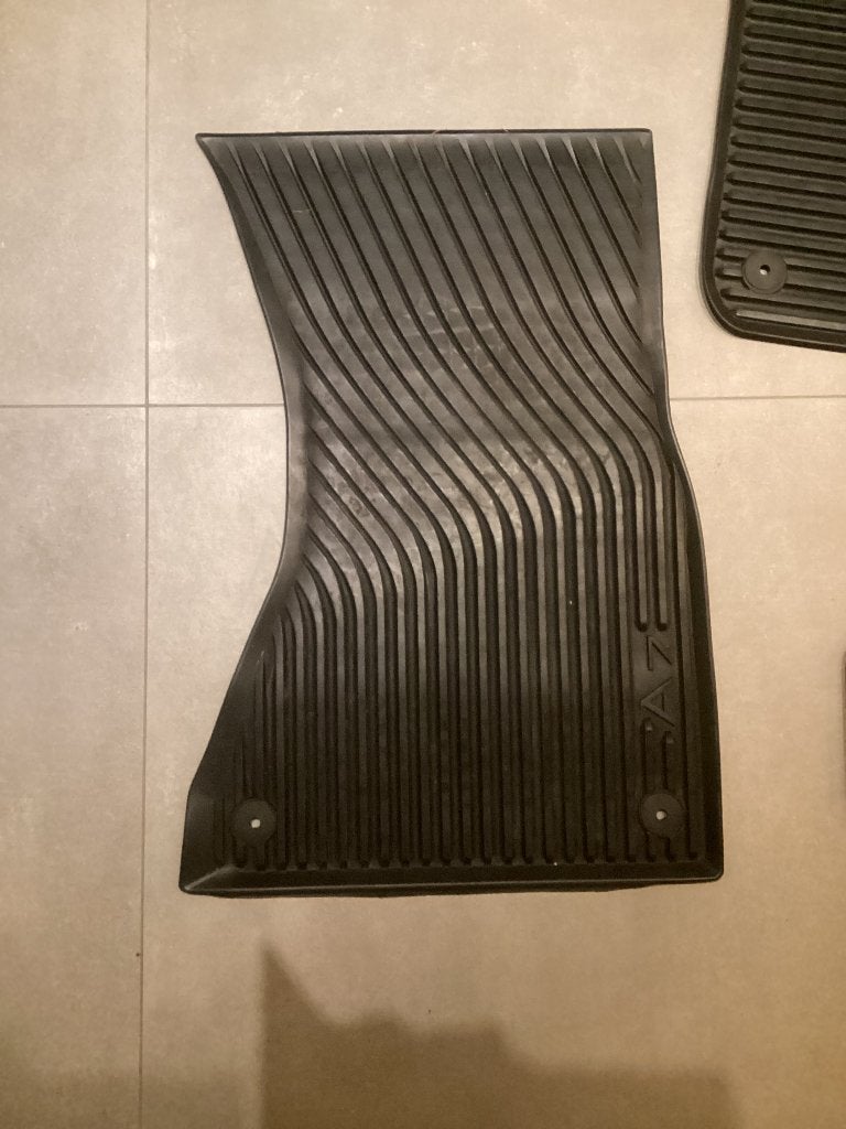 Rubberen mattenset Audi A7 / A6, Ophalen, Gebruikt