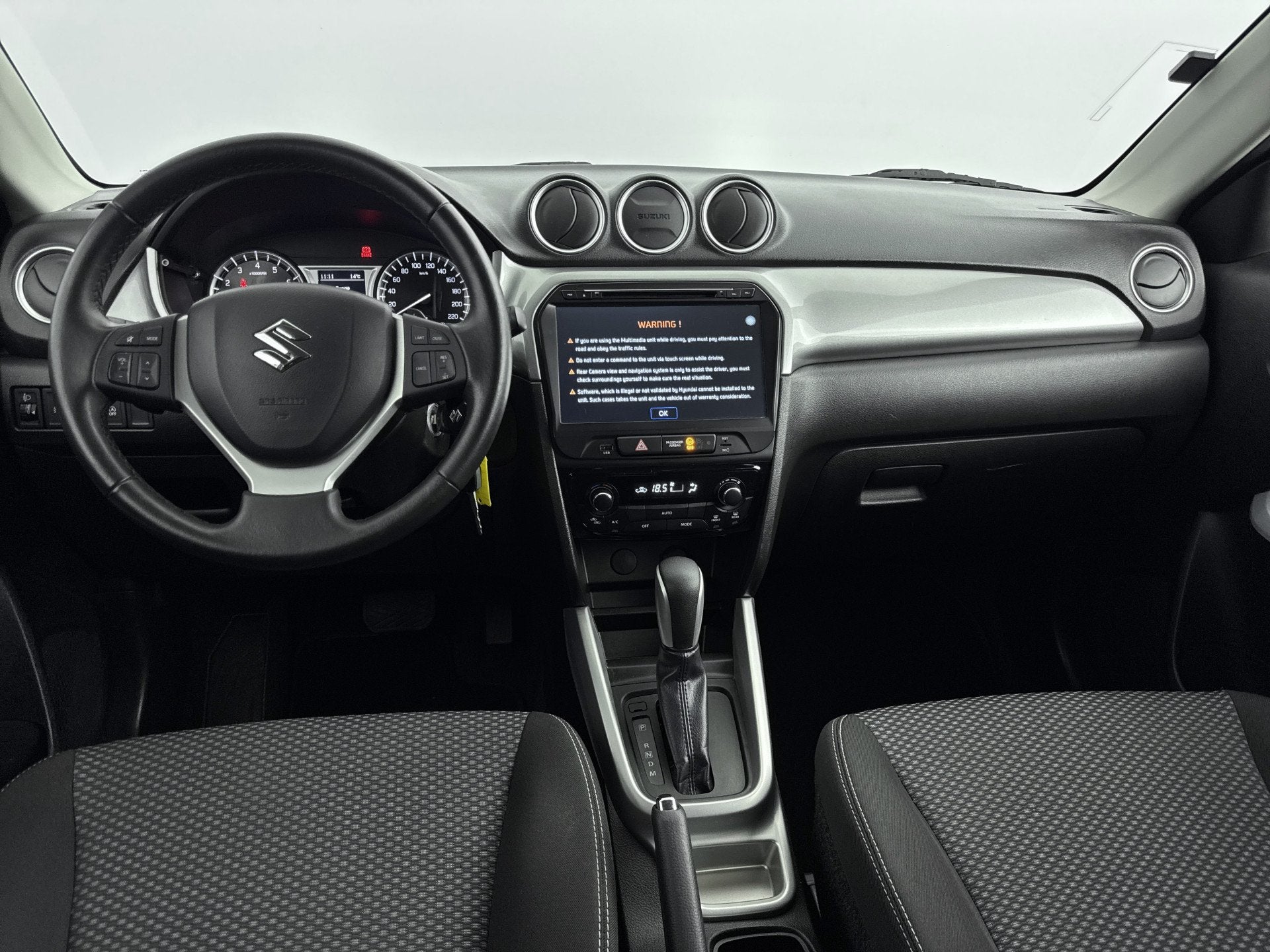 Suzuki Vitara 1.6 Exclusive // APPLECARPLAY // TREKHAAK //, Auto's, Stof, Gebruikt, 4 cilinders, 1095 kg