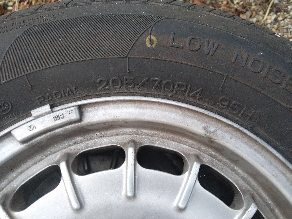 Setje (5 stuks) Mercedes kroonkurk velgen, Ophalen