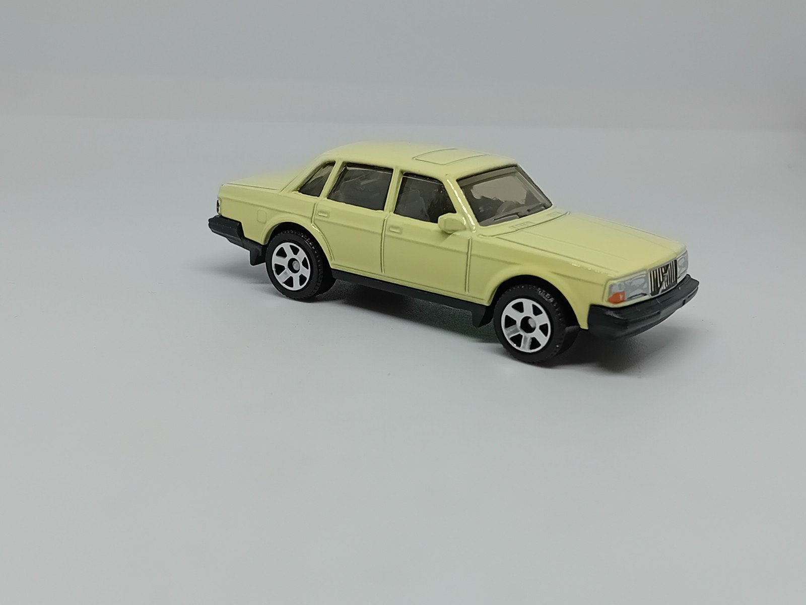 Matchbox 1986 Volvo 240 Modelauto, Ophalen of Verzenden, Zo goed als nieuw, Auto