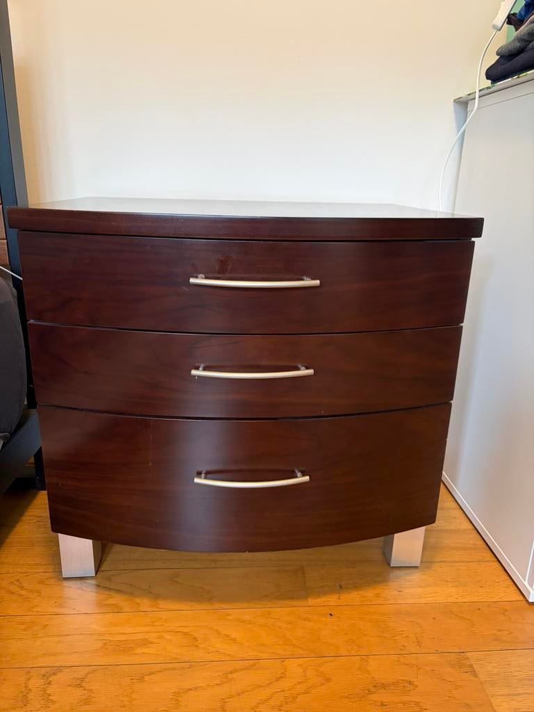 2 Beautiful nightstands, Ophalen, 50 tot 100 cm, Zo goed als nieuw, Minder dan 100 cm