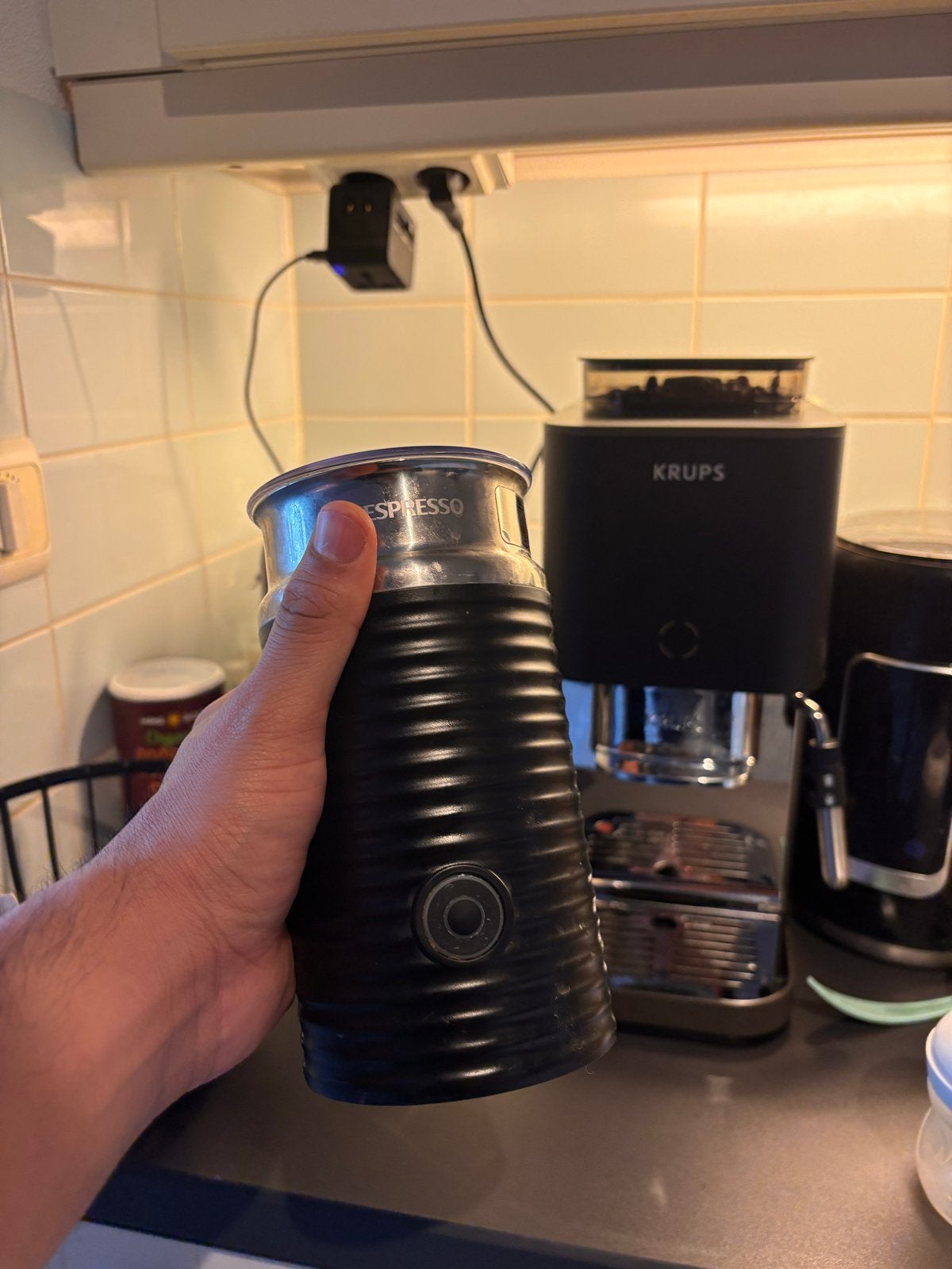 Foto 3 van Nespresso Magimix met melkopschuimer