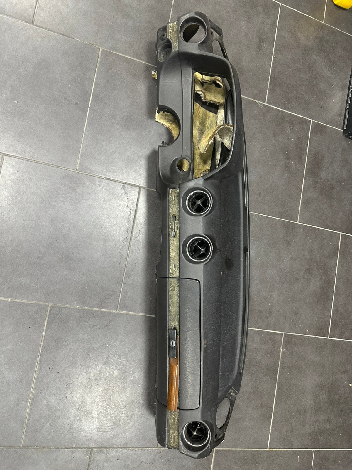 Dashboard Mercedes-Benz W123 (1975-1986), Auto-onderdelen, Ophalen of Verzenden, Mercedes-Benz