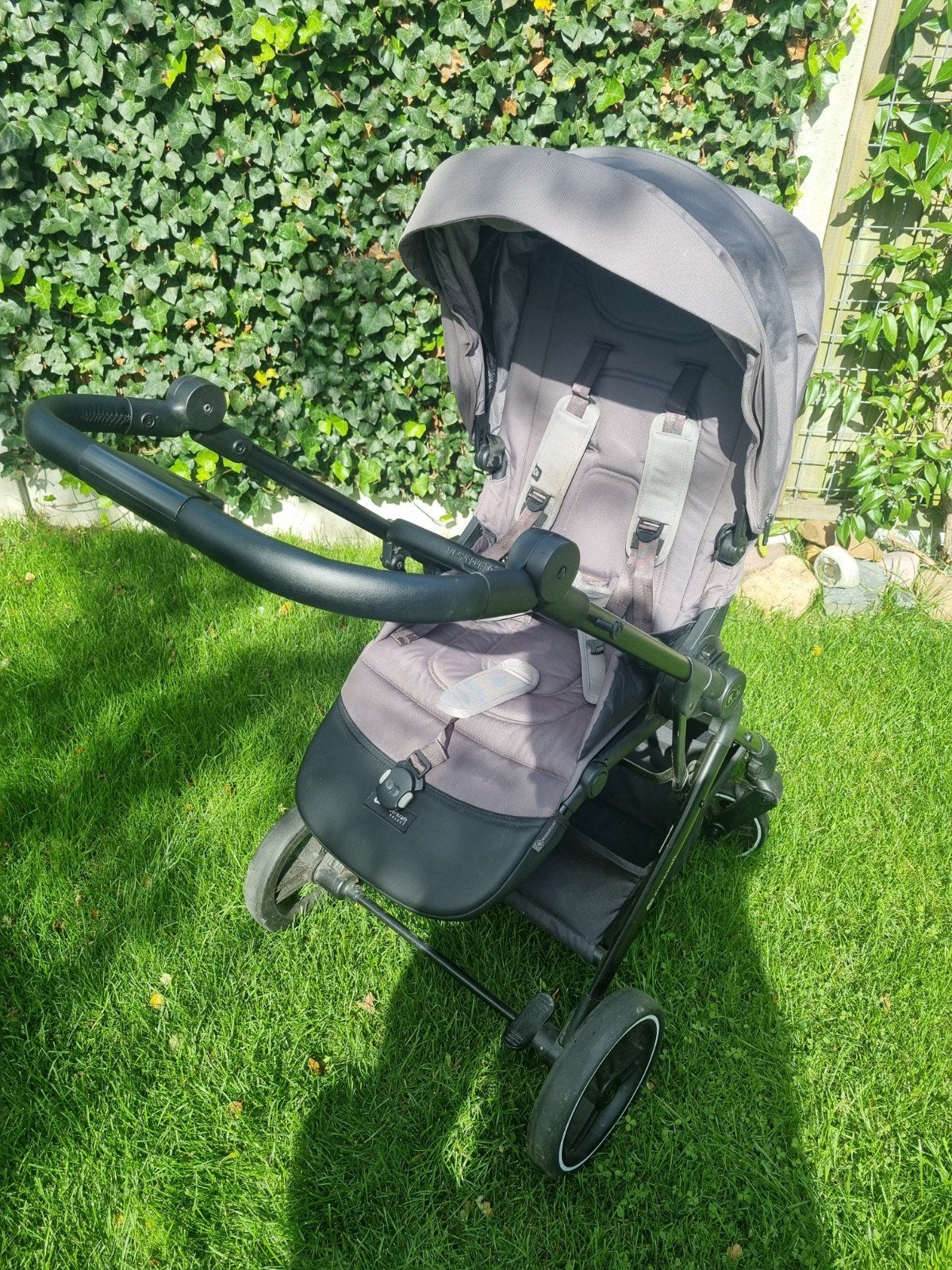 Kinderkraft Yoxi buggy - Grijs, Gebruikt, Verstelbare duwstang, Ophalen, Kinderwagen