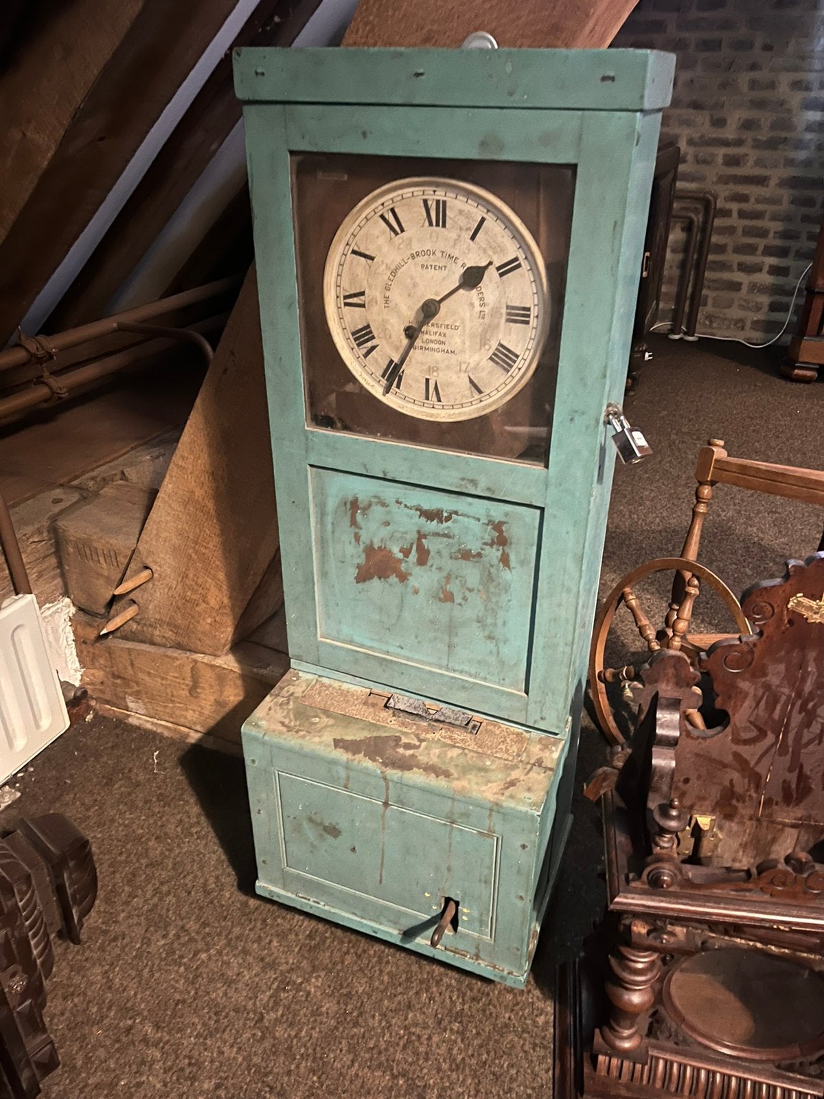 Vintage stempelklok, Ophalen