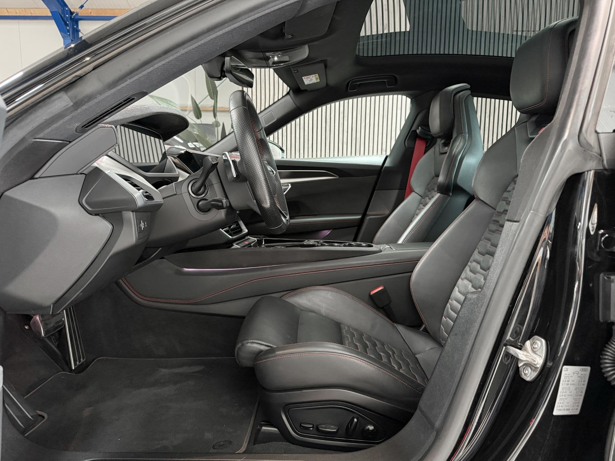 Audi e-tron GT RS 93 kWh - PANORAMADAK - BANG & OLUFSEN - LE, Auto's, Automaat, Gebruikt, Zwart, 598 pk