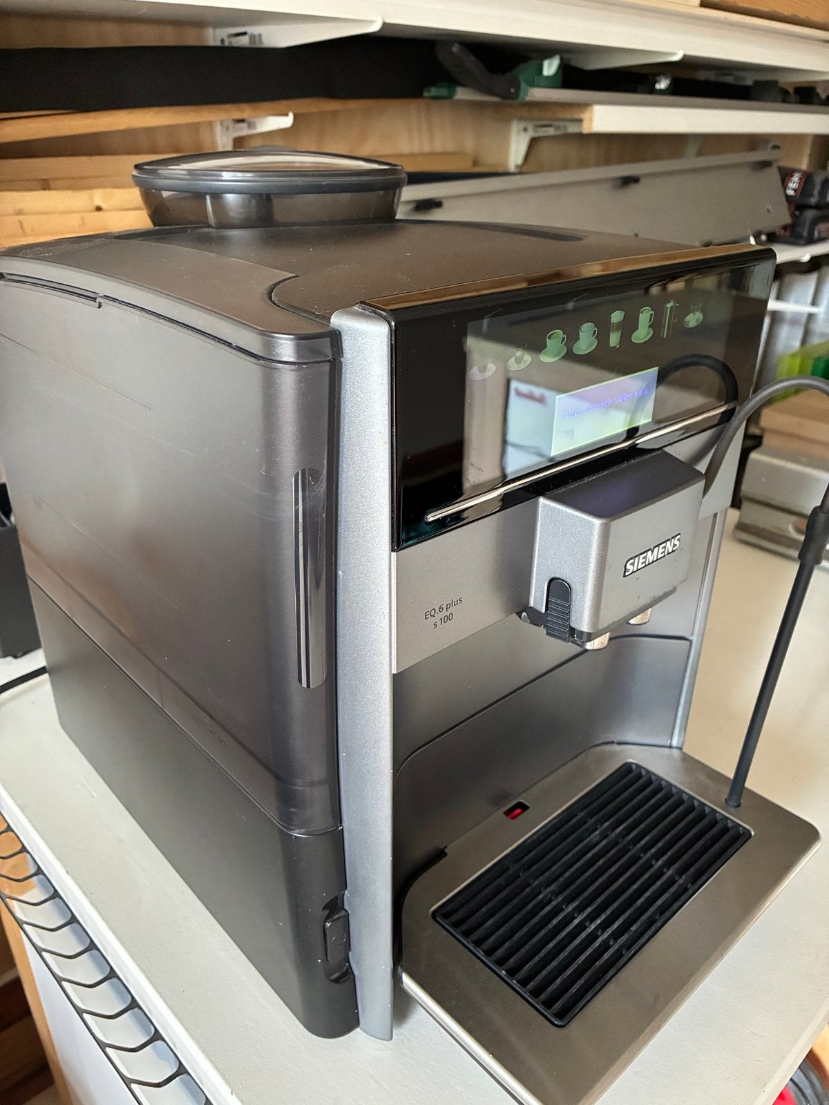 Siemens EQ.6 plus s100 volautomatische espressomachine, Witgoed en Apparatuur, Ophalen, Gebruikt, Espresso apparaat, 10 kopjes of meer