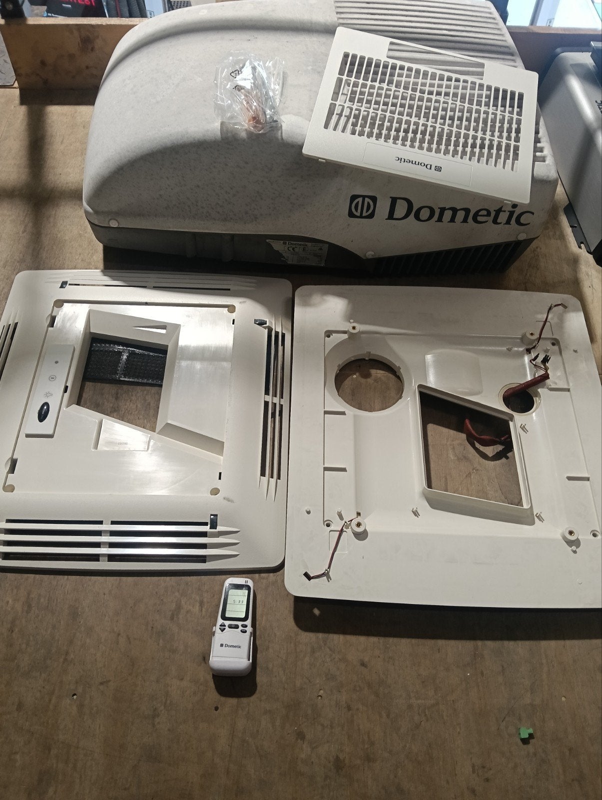 Dometic FJ2200AM Dakairco voor camper/caravan, Ophalen, Gebruikt