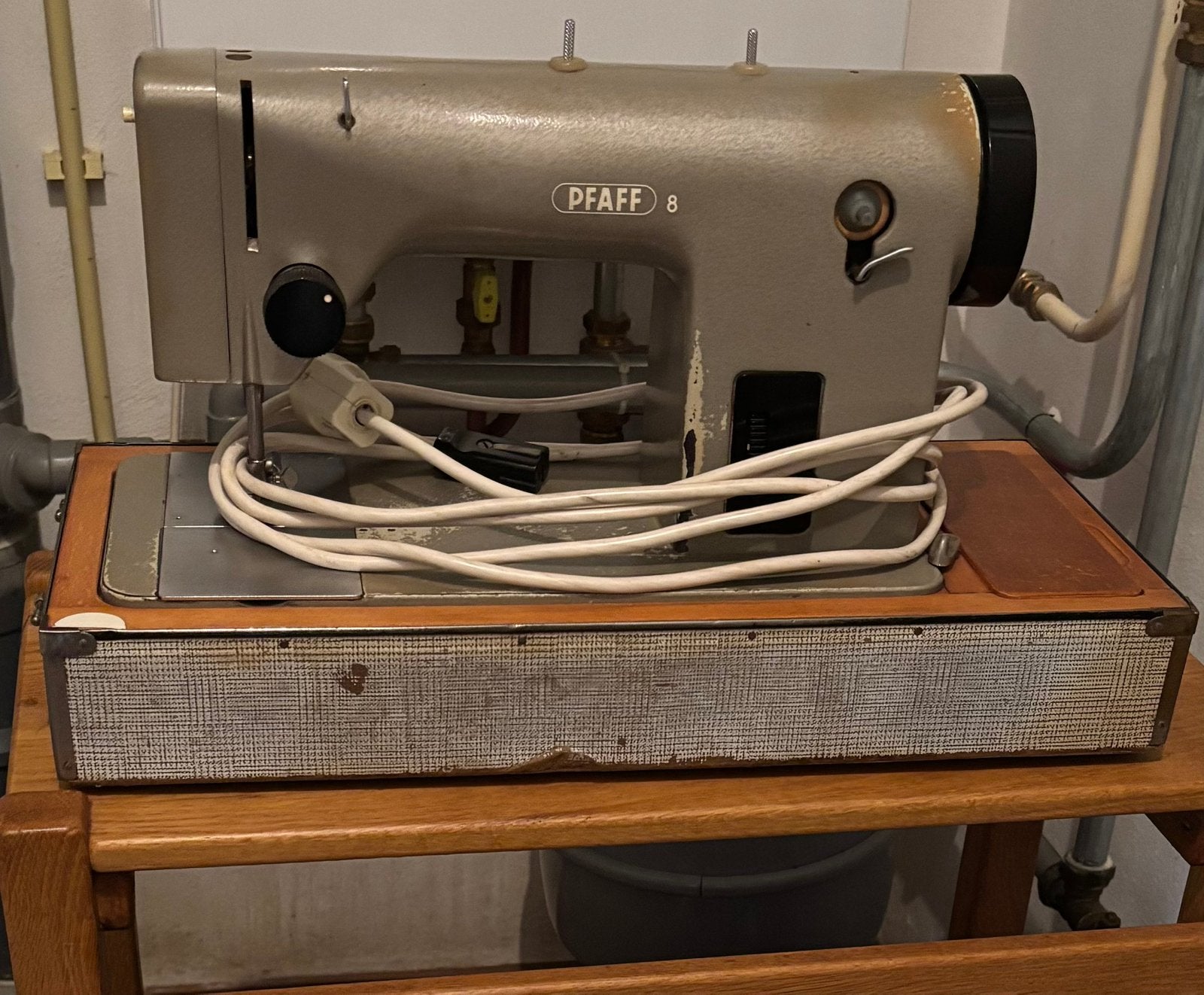 Pfaff naaimachine, Ophalen, Gebruikt, Naaimachine, Pfaff