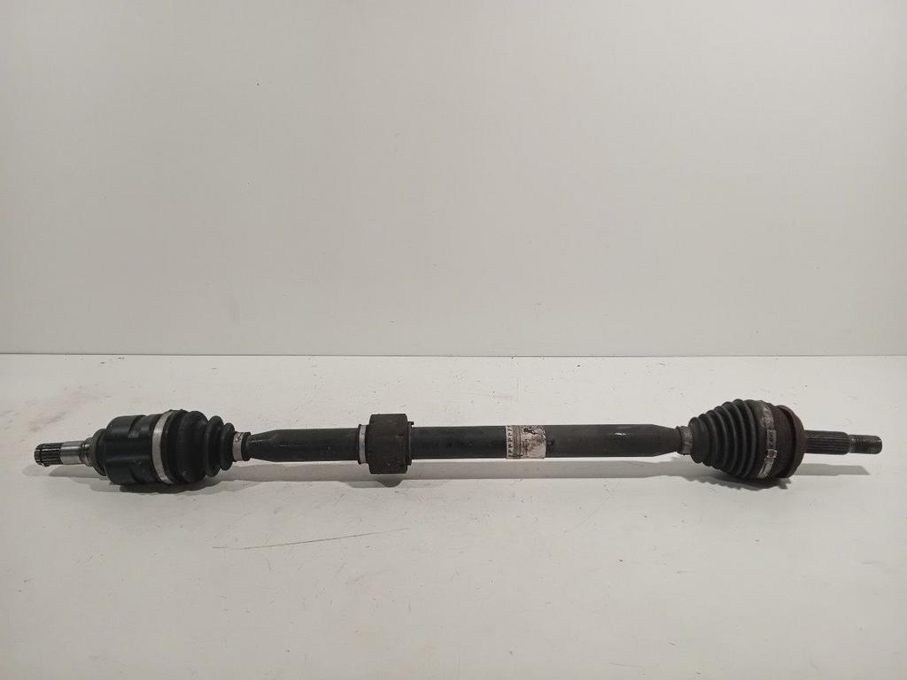 Aandrijfas rechts voor Toyota Avensis, Auto-onderdelen, Onderdelen@venauto.nl, Van der Ven Autorecycling B.V., Gebruikt, Ettenseweg 76, 4706 PB Roosendaal, The Netherlands