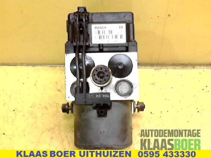 ABS Pomp van een Saab 900, Ophalen of Verzenden, 6 maanden garantie, Gebruikt, Saab