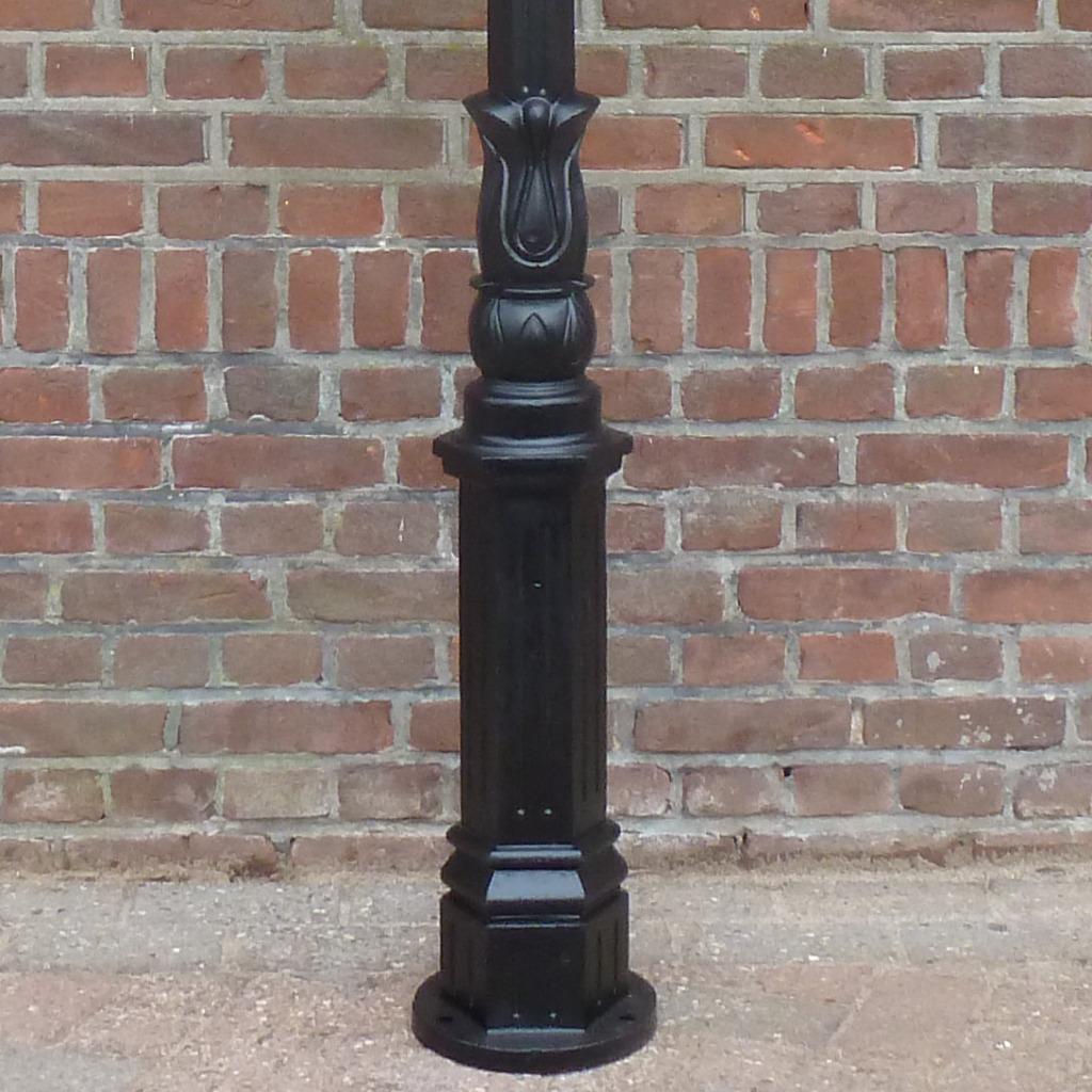 Tuinlantaarn gietijzer met koperen kap, Staande lamp, Nieuw, Ophalen of Verzenden, Netvoeding