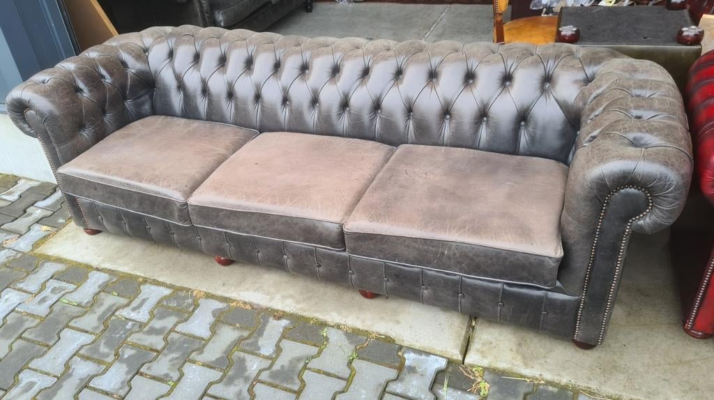 Chesterfield XL bank grijs antraciet + BEZORGING GRATIS, Huis en Inrichting, Banken | Bankstellen, Gebruikt, ., Chesterfield, Ophalen of Verzenden