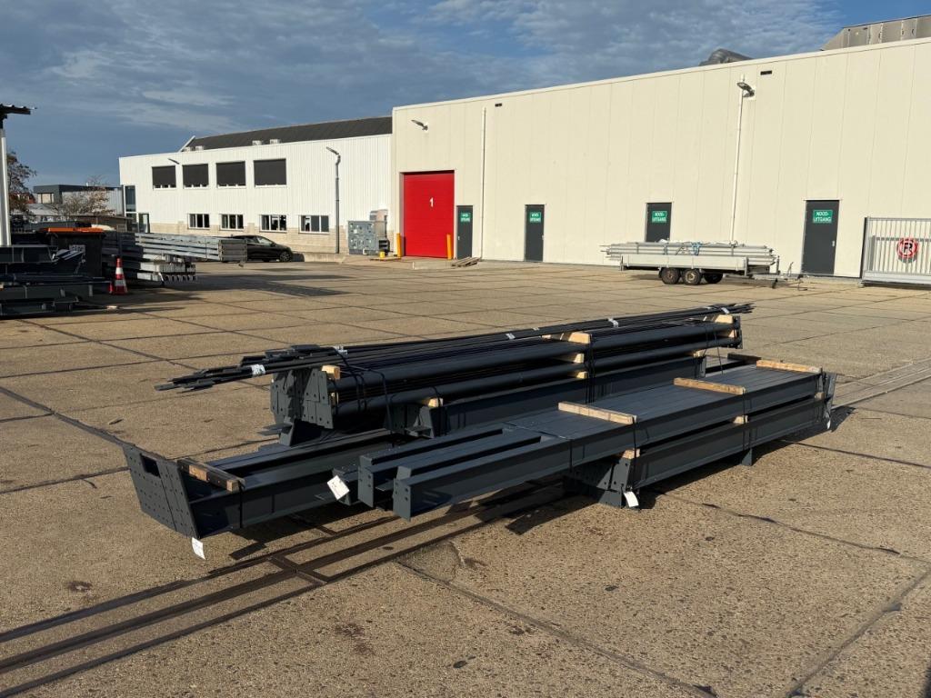 Z.g.a.n. Staalconstructie 10.00 x 25.00m Kapschuur, 250 m², Koop, Opslag of Loods