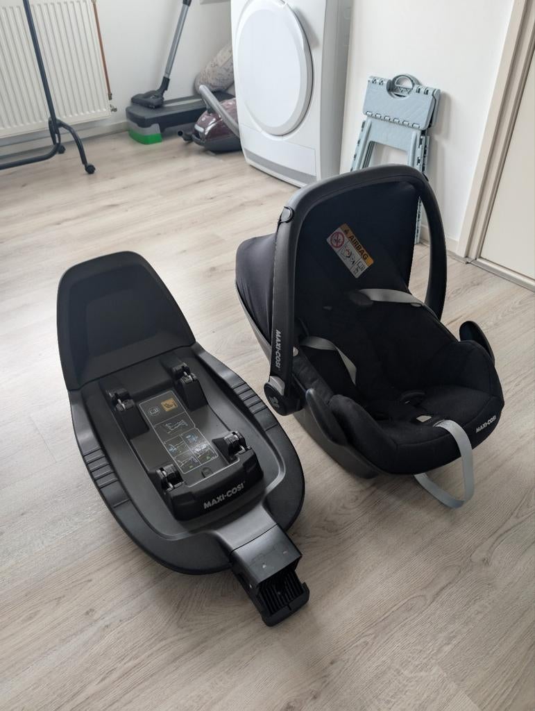 Maxi-Cosi FamilyFix 2 met Isofix, Kinderen en Baby's, Kinderwagens en Combinaties, Ophalen of Verzenden, Gebruikt, Maxi-Cosi