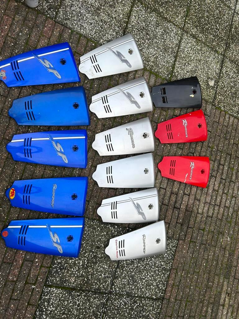 Gilera runner sp voorkap midden front blauw azzuro grijs, Ophalen of Verzenden, Zo goed als nieuw, Kap, Overige merken