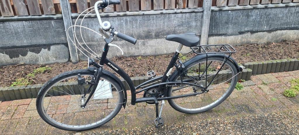 B'Twin Stadsfiets - Gebruikt, Fietsen en Brommers, Ophalen of Verzenden