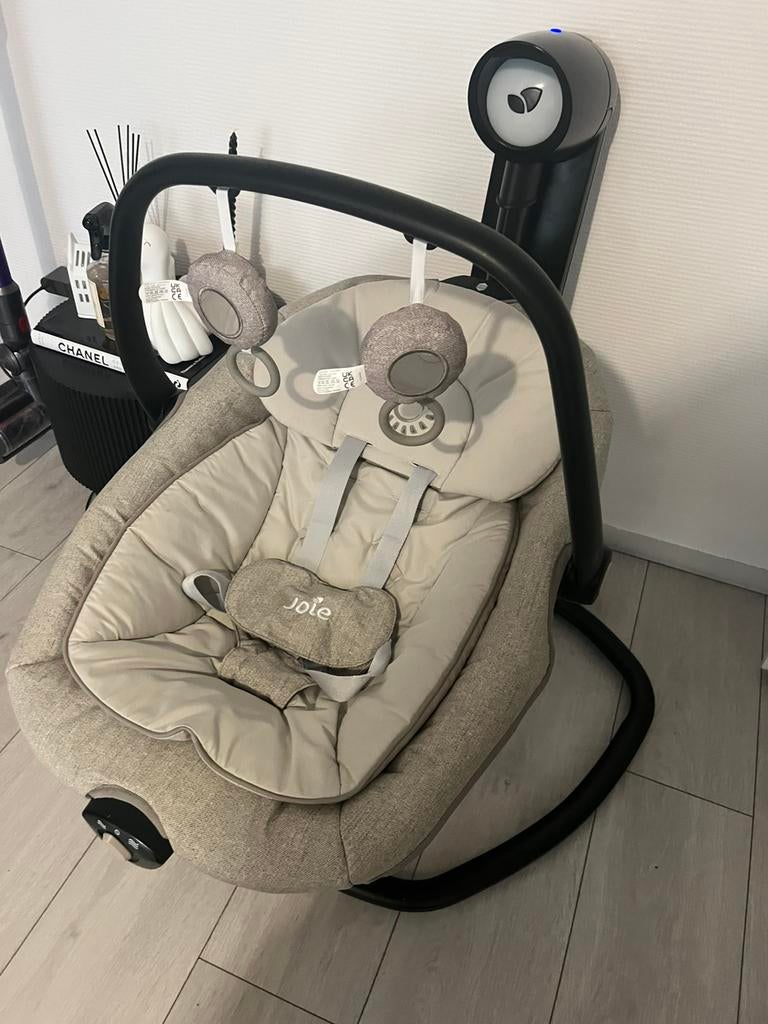 Elektrische baby schommelstoel, Ophalen of Verzenden, Zo goed als nieuw