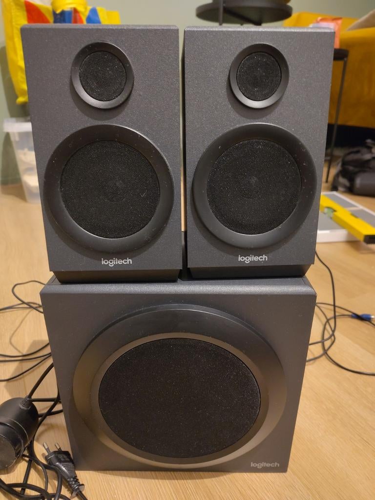 Z333 Logitech Speakers, Computers en Software, Pc speakers, Ophalen, Zo goed als nieuw, Audiokanaal 2.1, Logitech