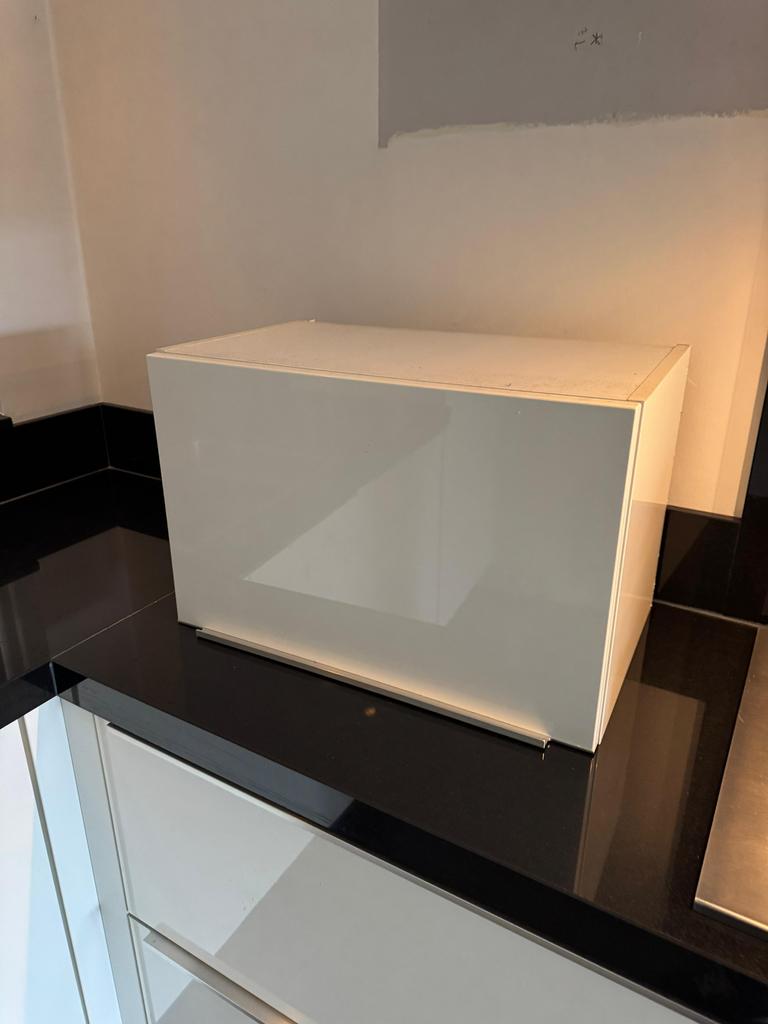 Prachtige Moderne Hoekkeuken + Apparatuur + GEDEMONTEERD, Ophalen of Verzenden, Wit, Composiet, Hoekkeuken