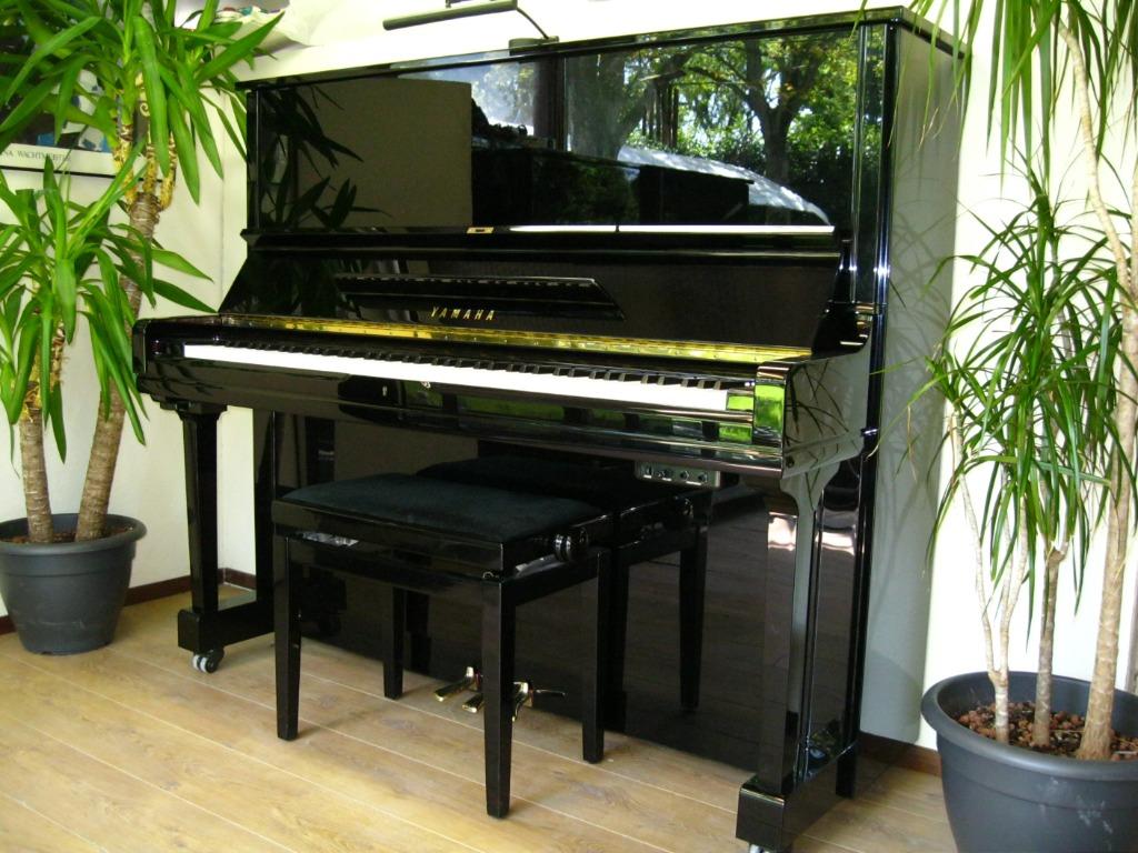 *** Al 45 jaar ***    Dé pianozaak van regio ARNHEM-NIJMEGEN, Ophalen of Verzenden, Zo goed als nieuw, Zwart, Hoogglans