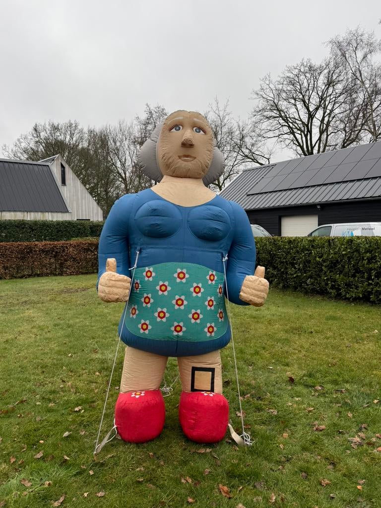 Sarah pop te huur!!, Ophalen, Zo goed als nieuw, Abraham of Sarah