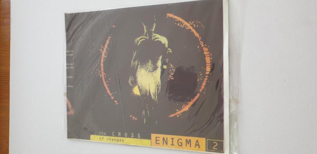 5017 enigma - the cross of strangers import uit hong kong, Verzenden, Nieuw in verpakking
