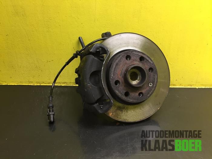 Wielnaaf voor van een Opel Corsa, Auto-onderdelen, Ophalen of Verzenden, 12 maanden garantie, Gebruikt, Opel