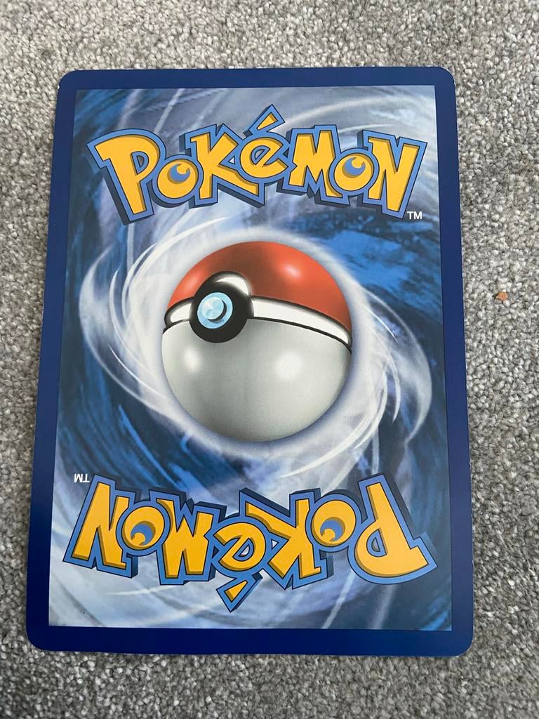 Grote Pokemon Kaart - Meowth VMAX, Ophalen of Verzenden, Zo goed als nieuw, Losse kaart