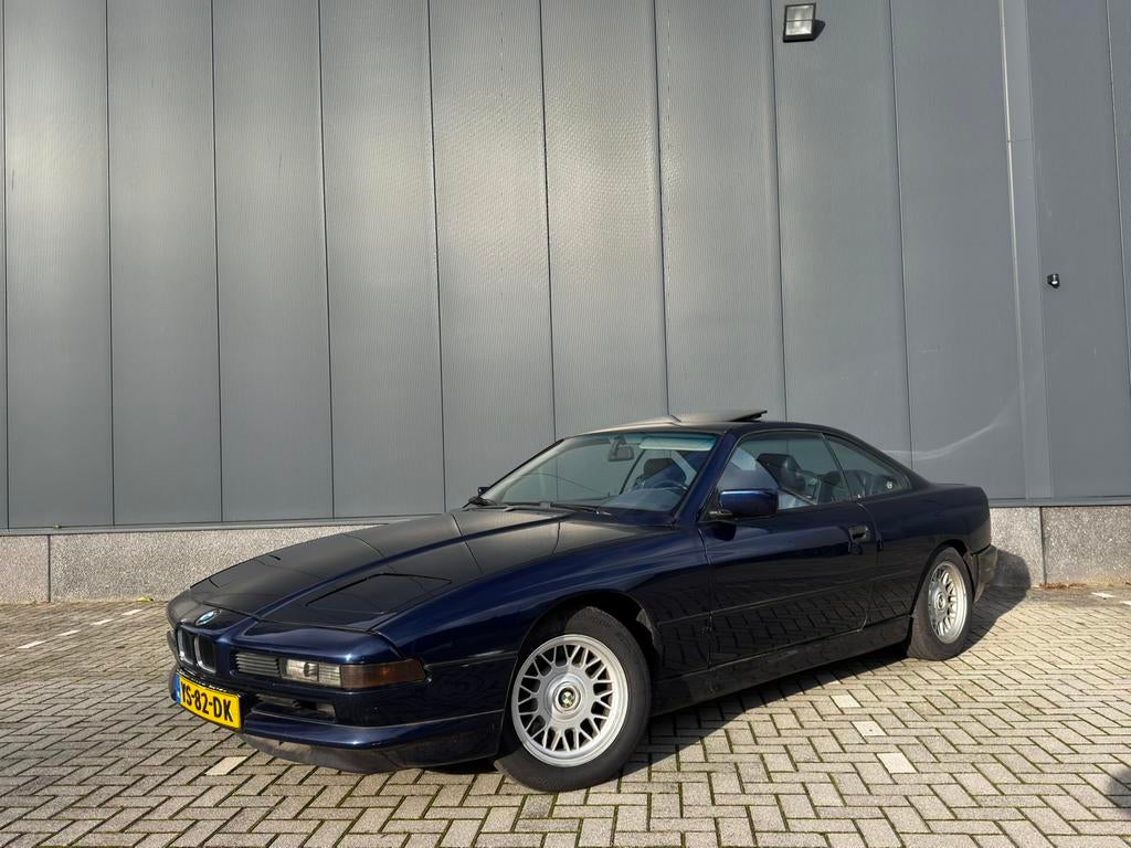 BMW 8-Serie 5.0 I 850 AUT U9 1990 Blauw, Auto's, Automaat, Achterwielaandrijving, 12 cilinders, Blauw