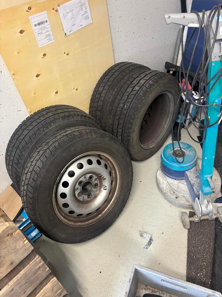 Winter banden inc orginele velgen mercedes viti, Ophalen of Verzenden, Zo goed als nieuw