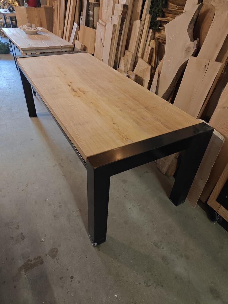 Eetkamertafel 220x90cm, zwart staal & populieren blad, Huis en Inrichting, Tafels | Eettafels, Overige houtsoorten, Vijf personen of meer