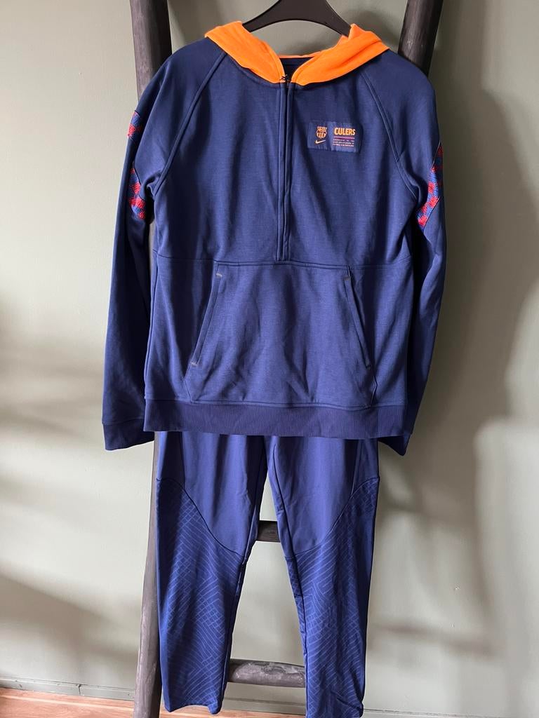 Barcelona trainingspak 164 Nike sportkleding blauw sportpak, Kinderen en Baby's, Kinderkleding | Maat 164, Verzenden, Nieuw, Jongen of Meisje