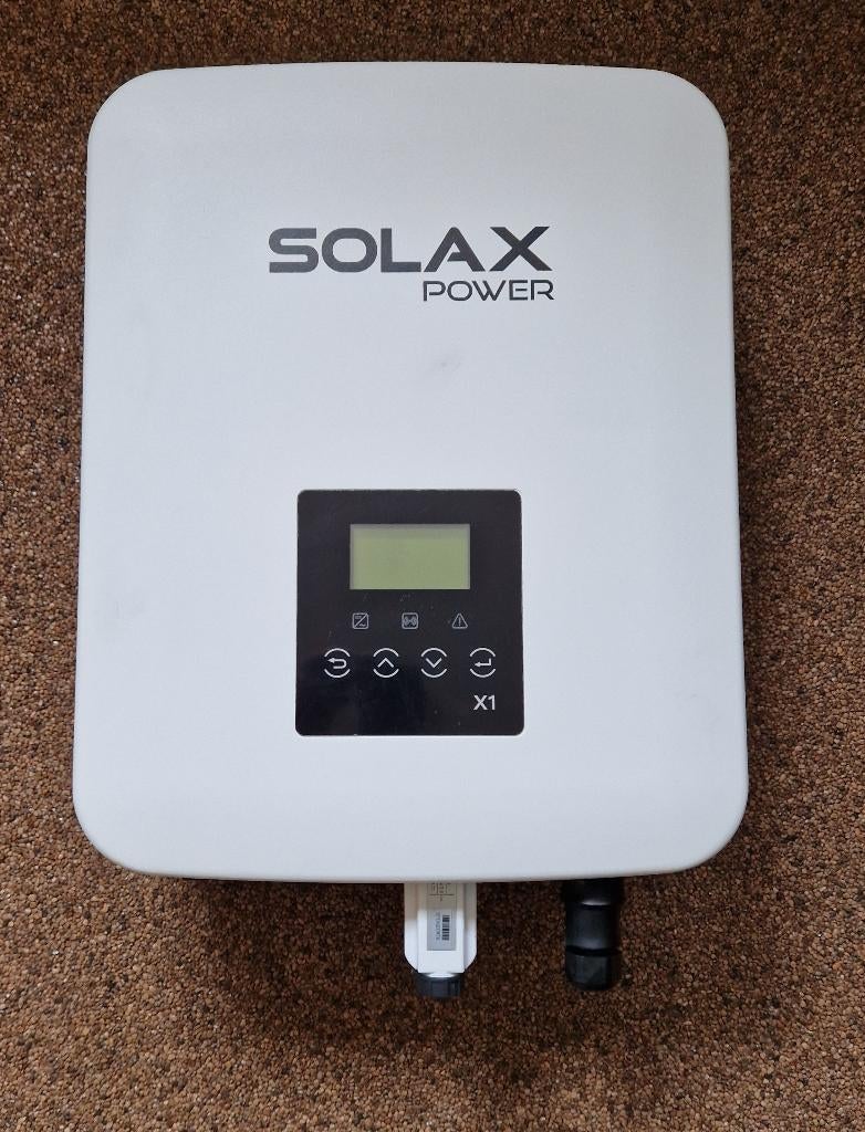 Omvormer Solax X1-4.2-T-D, Doe-het-zelf en Verbouw, Overige Doe-het-zelf en Verbouw, Ophalen, Gebruikt