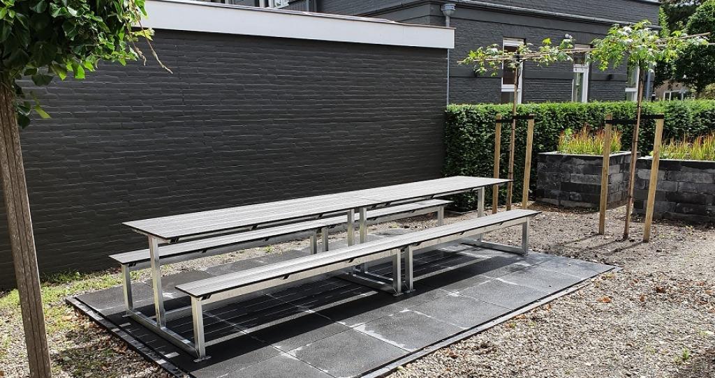 Picknicktafel duurzaam en onderhoudsarm. Composiet en staal, Tuin en Terras, Picknicktafels, Ophalen, Nieuw, Rechthoekig, Staal