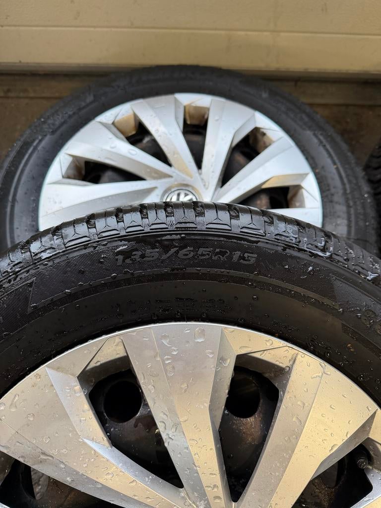 Volkswagen velgen met 4 nieuwe hankook kinergy 4s, Ophalen, 15 inch, Banden en Velgen, Nieuw