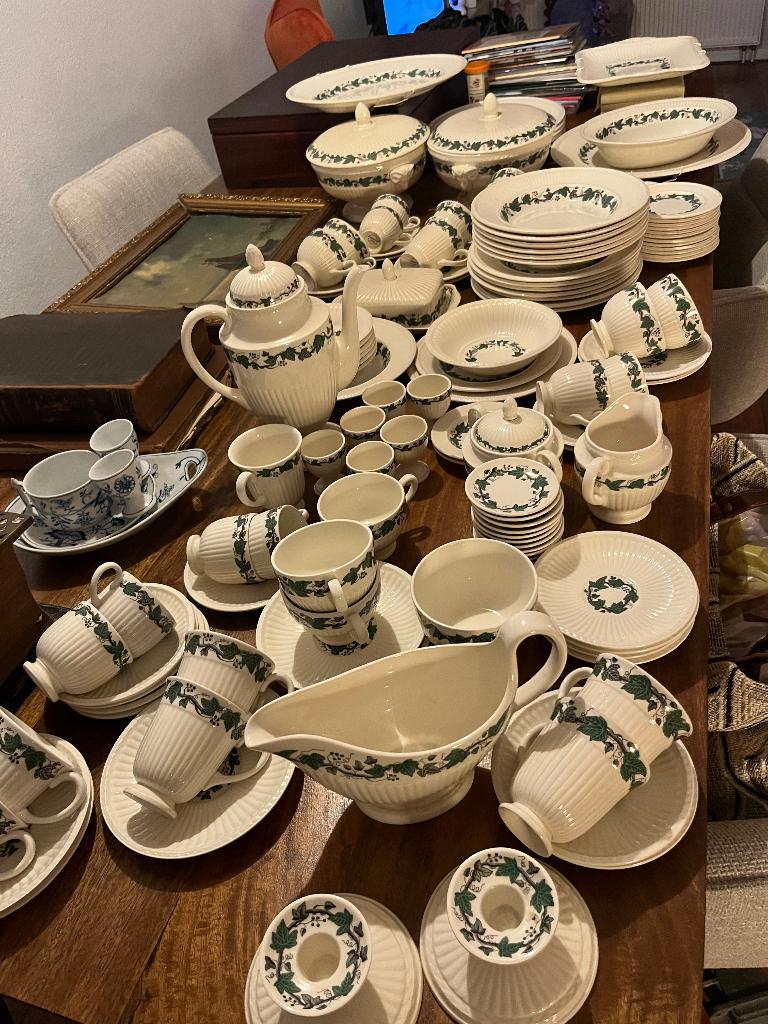 Wedgwood Stratford klimop, Huis en Inrichting, Keuken | Servies, Gebruikt, Overige typen, Wedgwood, Porselein, Ophalen
