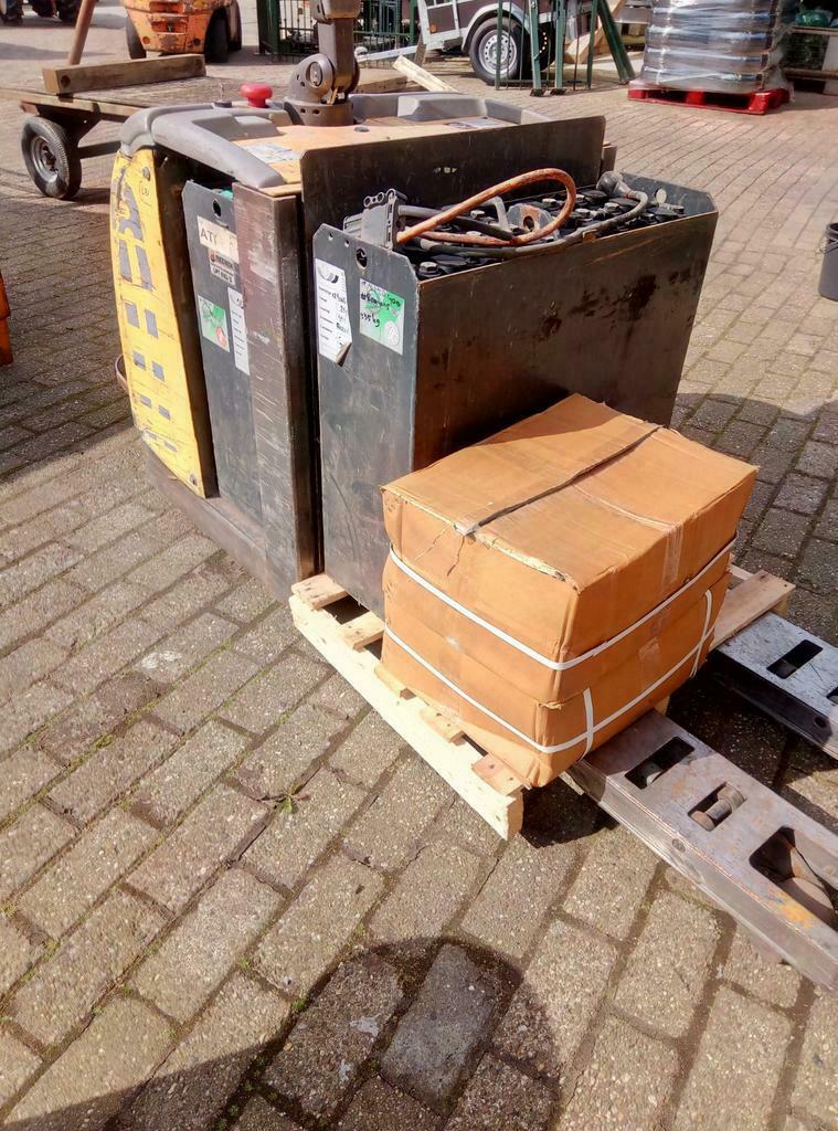 Elektrische pompwagen Clenny 0626604113 / 0651376539, Doe-het-zelf en Verbouw, Palletwagens en Pompwagens, Ophalen, Gebruikt