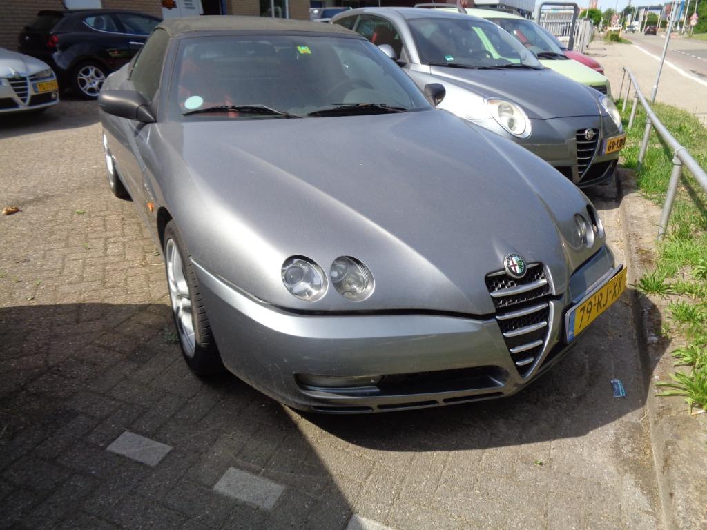Onderdelen Alfa Spider 2.0 JTS  916 nieuwe type neus, Auto-onderdelen, Ophalen, Gebruikt, Alfa Romeo