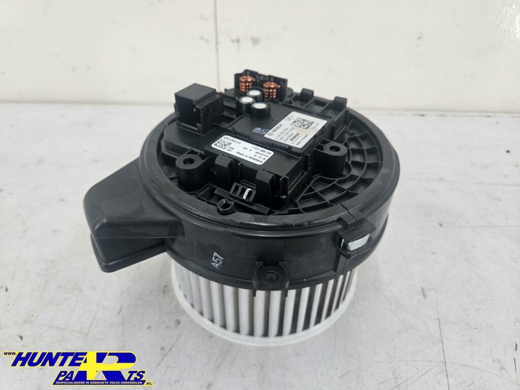 Kachelmotor Volvo V90 II('16-'22) 0 103 309 504, Ophalen of Verzenden, Gebruikt