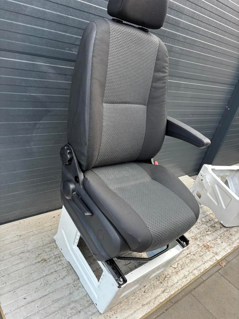 stoel rechts comfort Mercedes Sprinter Volkswagen Crafter, Auto-onderdelen, Interieur en Bekleding, Tymtop5@gmail.com, 3161ek